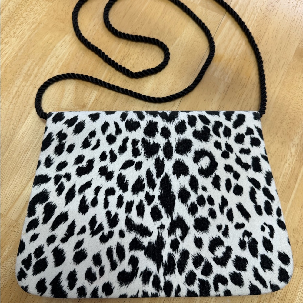 Black and White Leopard Print Crossbody Bag Whitetail & Shon